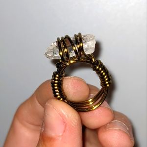Quartz crystal ring